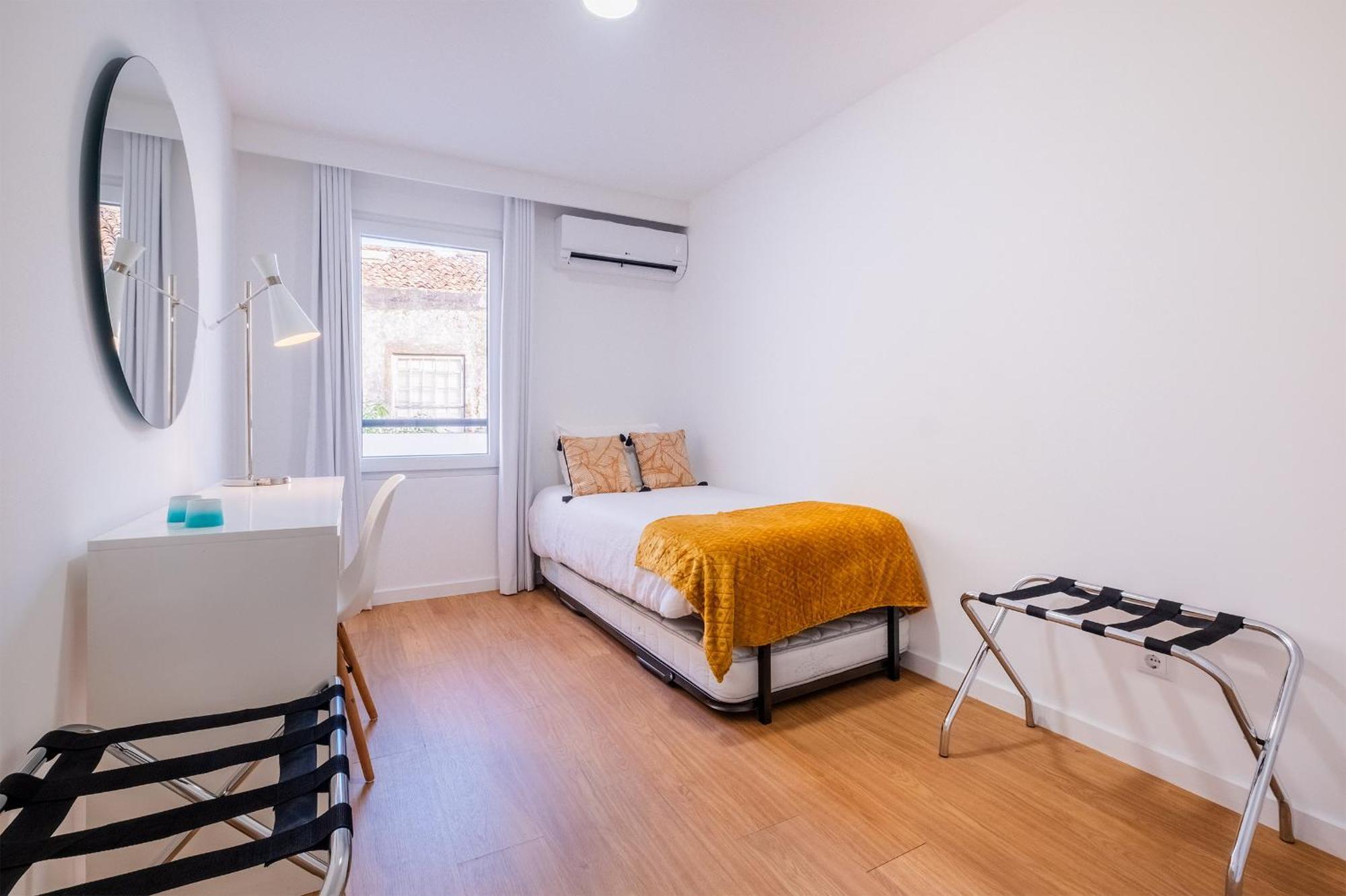 Ponta Delgada Flats - Host & Chill公寓 外观 照片