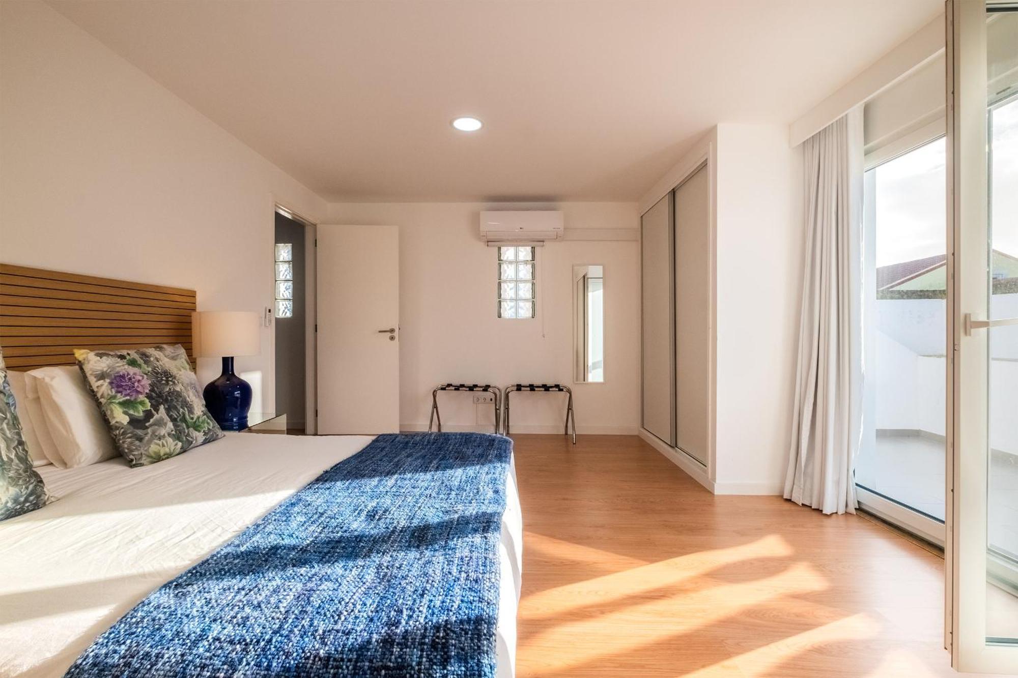 Ponta Delgada Flats - Host & Chill公寓 外观 照片